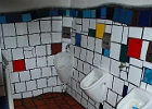 Toiletten im Hundertwasser Kunsthaus am Donaukanal